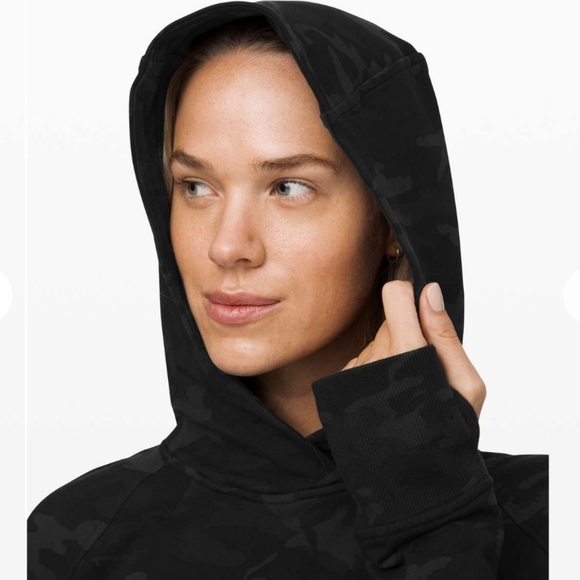 Lululemon Scuba Pullover Hoodie - Picture 4 of 14